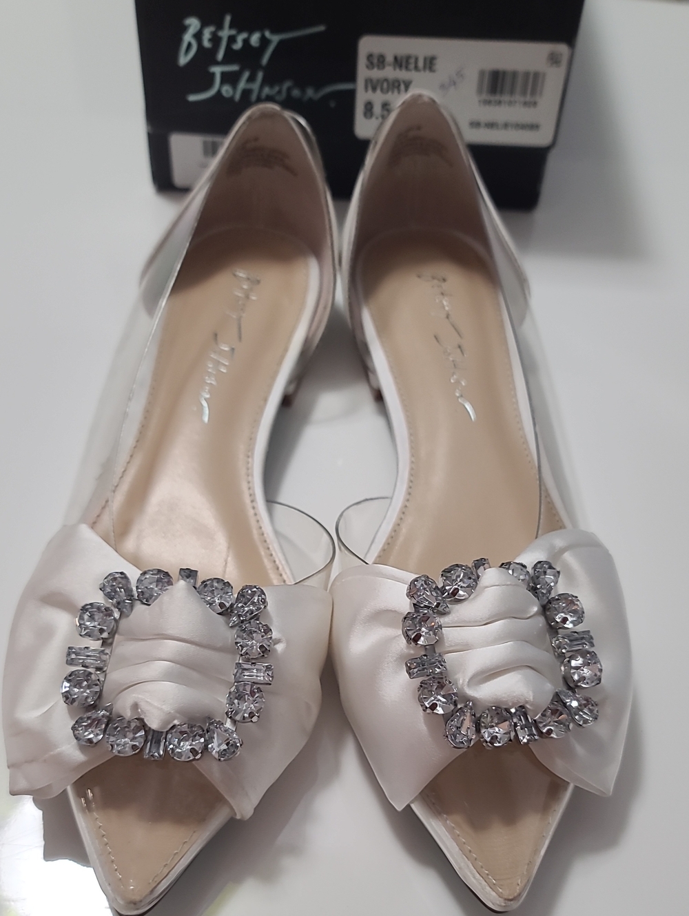 Betsey Johnson Ivory Satin Pointed Toe Flats with Crystal Buckle Bow 8.5